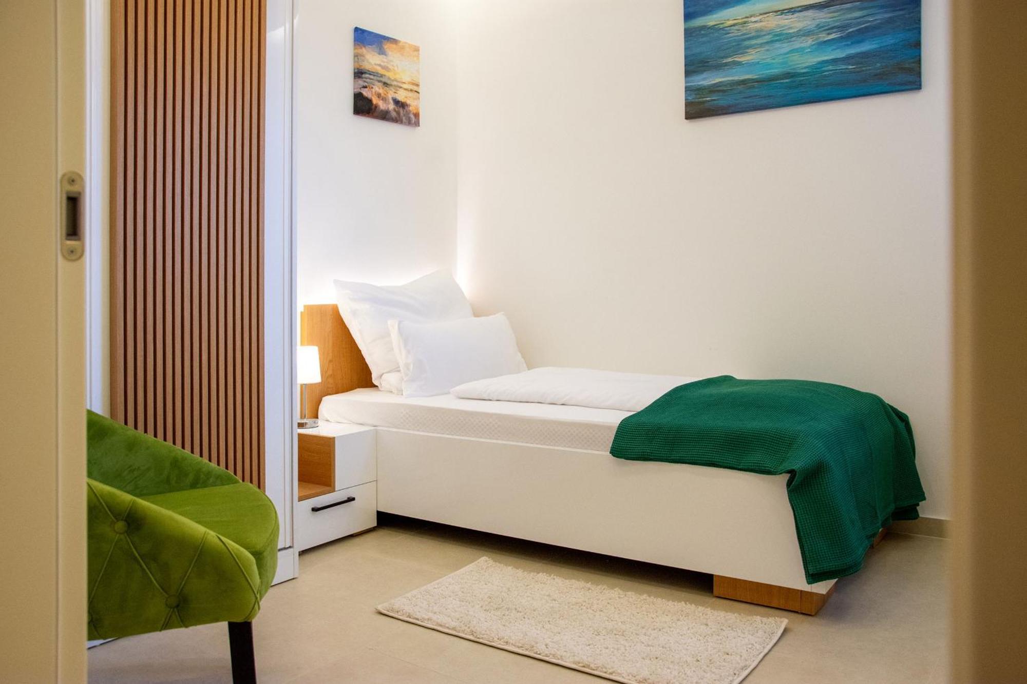 Joell Apartments Lokva Rogoznica Esterno foto